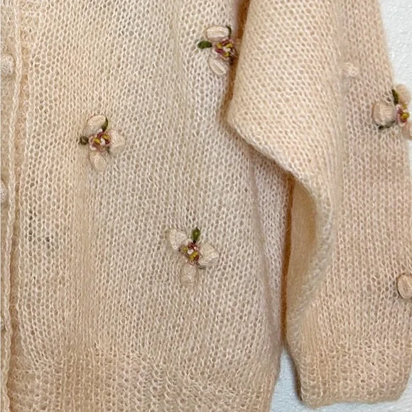 Light Pink Cottagecore Cardigan Fits Large 3D Crochet Cabin Floral Soft Girl - Picture 2 of 6